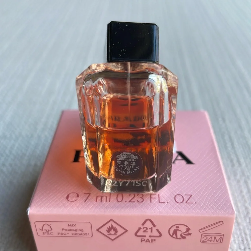 Prada paradoxe intense miniature in box